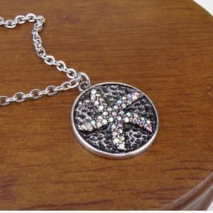 Circle Starfish Necklace